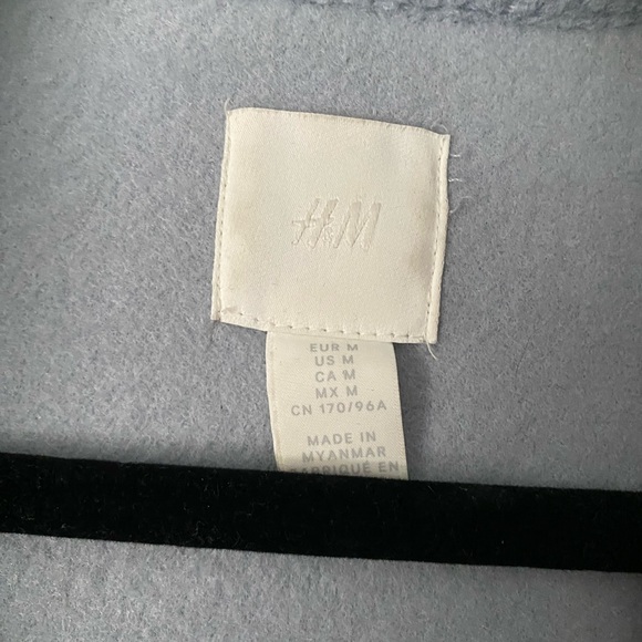 H&M Shacket - Picture 4 of 5